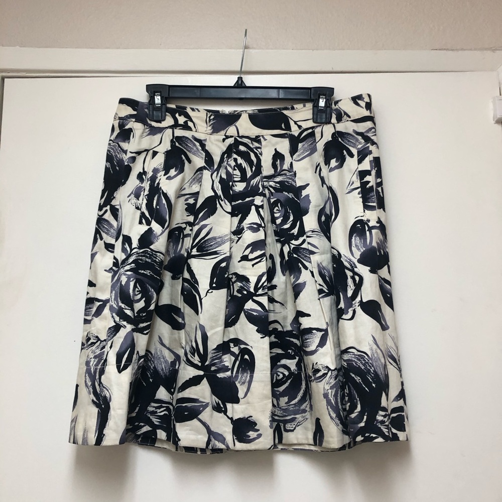 CAbi Pleated Floral A Line Skirt